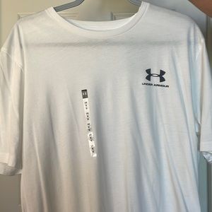 Under armour tee